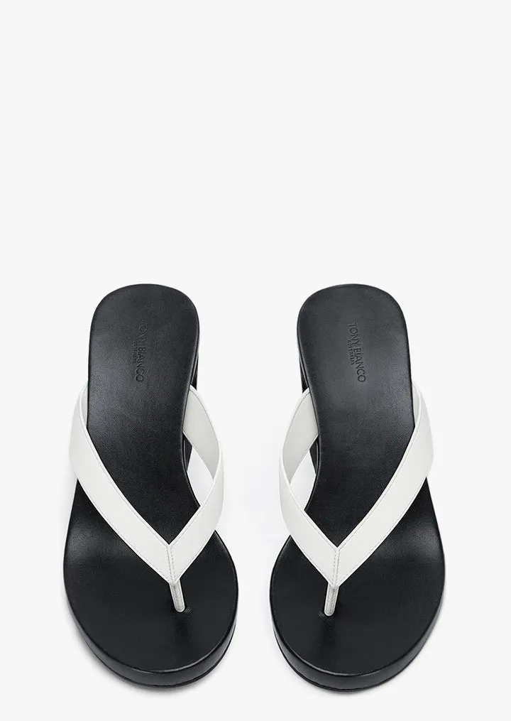 Avanti Milk Capretto/Black Suede