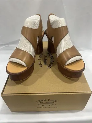 Cantal Brown Leather