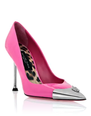 Cystal Skull Patent Leather Pumps