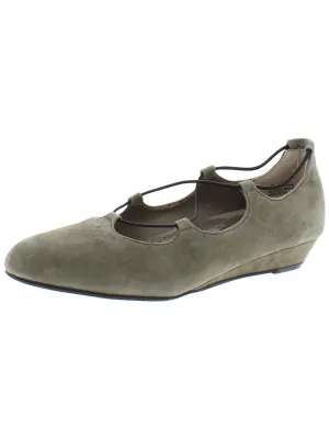 Echo Womens Cut-Out Slip On Wedge Heels