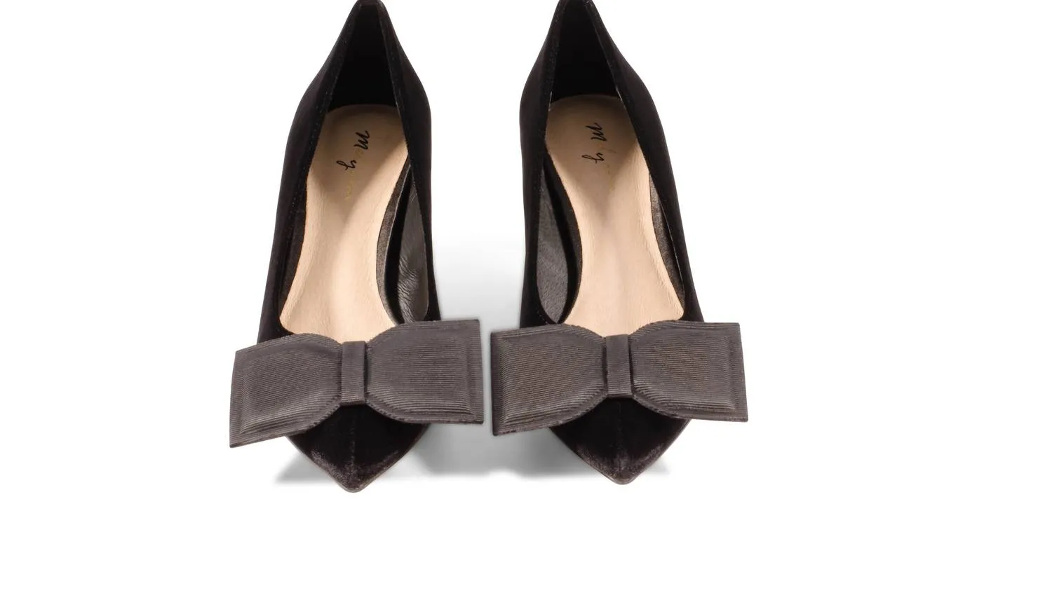 Elis Heeled Pump In Black Velvet
