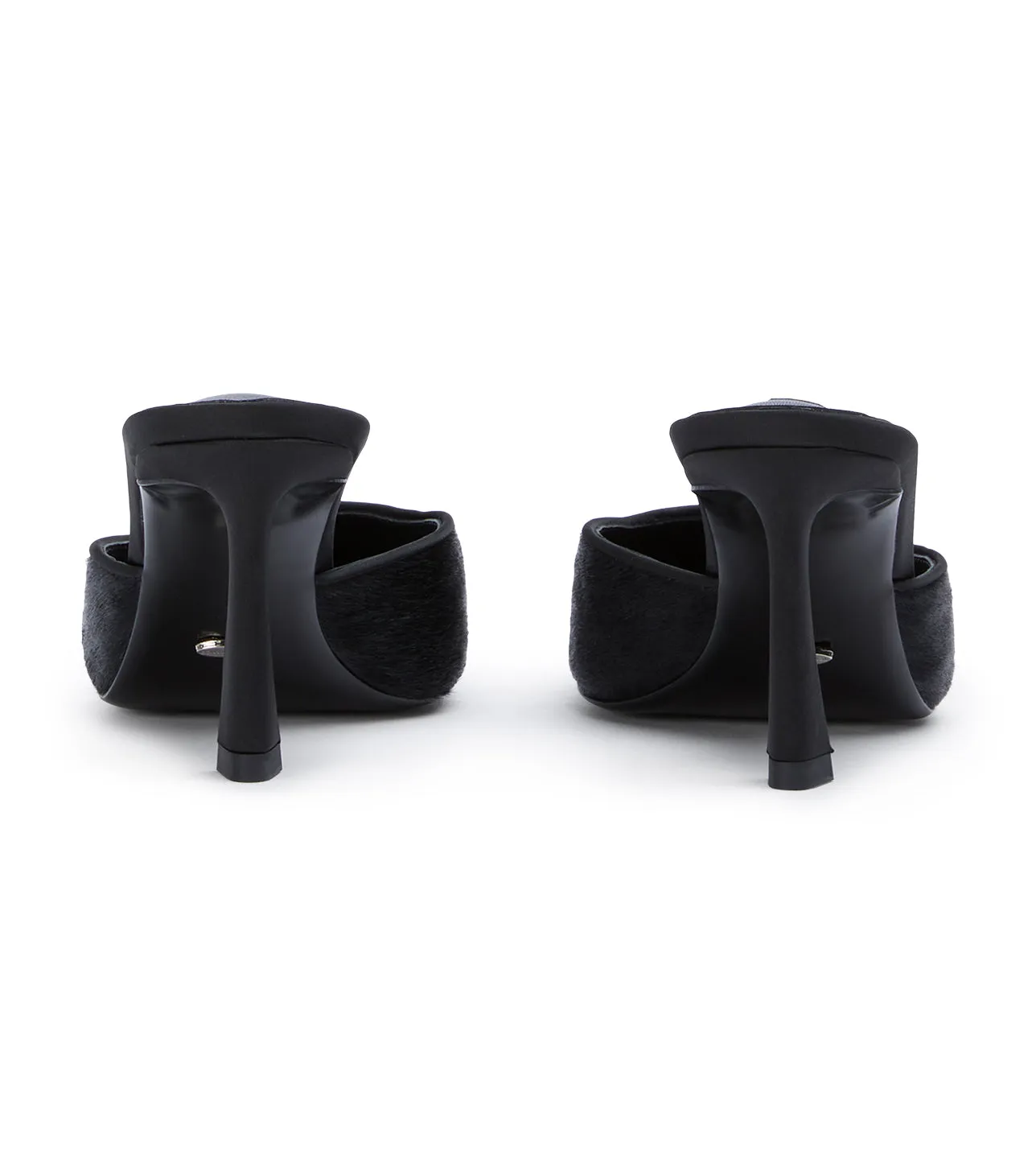 Jasmin Black Pony