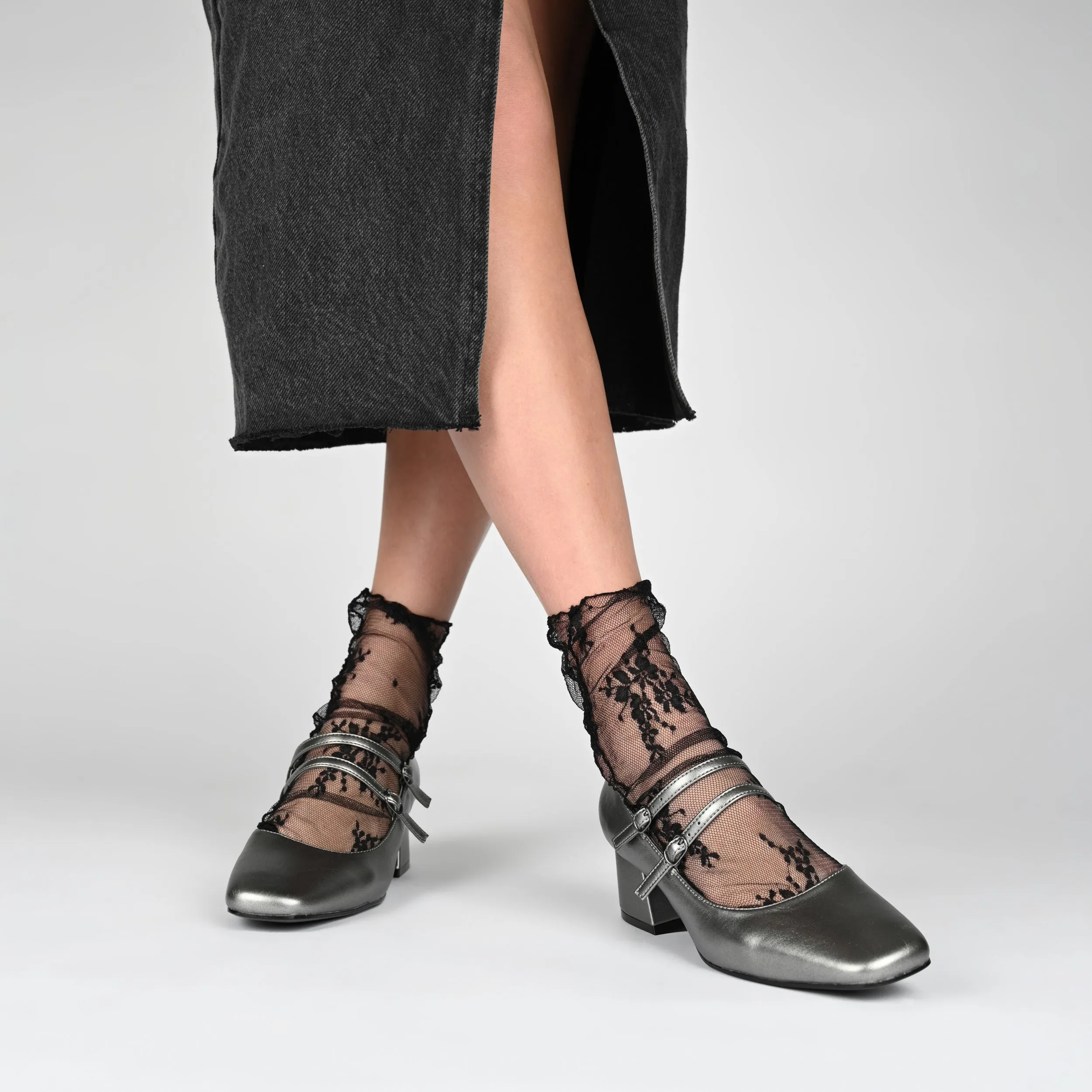 Journee Collection Women's Tru Comfort Foam Nally Pumps