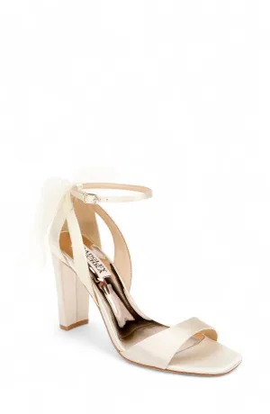 Kim Mesh Bow Block Heel In Ivory