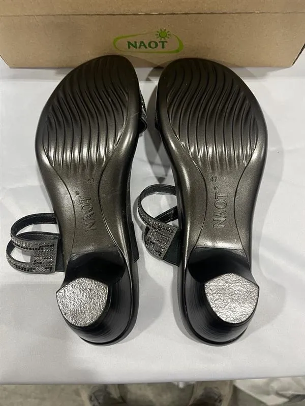 temper slide sandal in metallic onyx leather/gray/black multi rivets