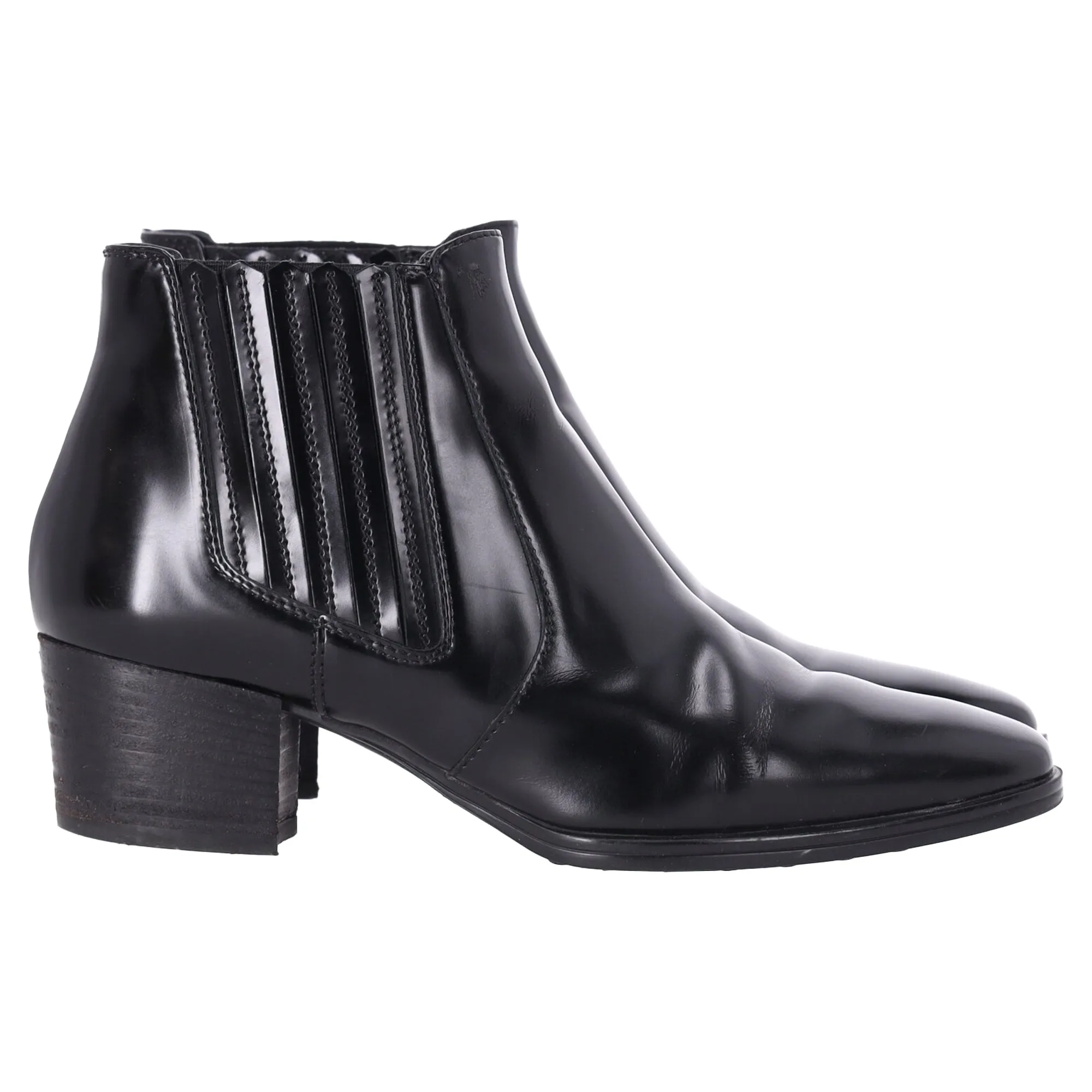 Tod's Glossed Ankle Boots in Black Leather