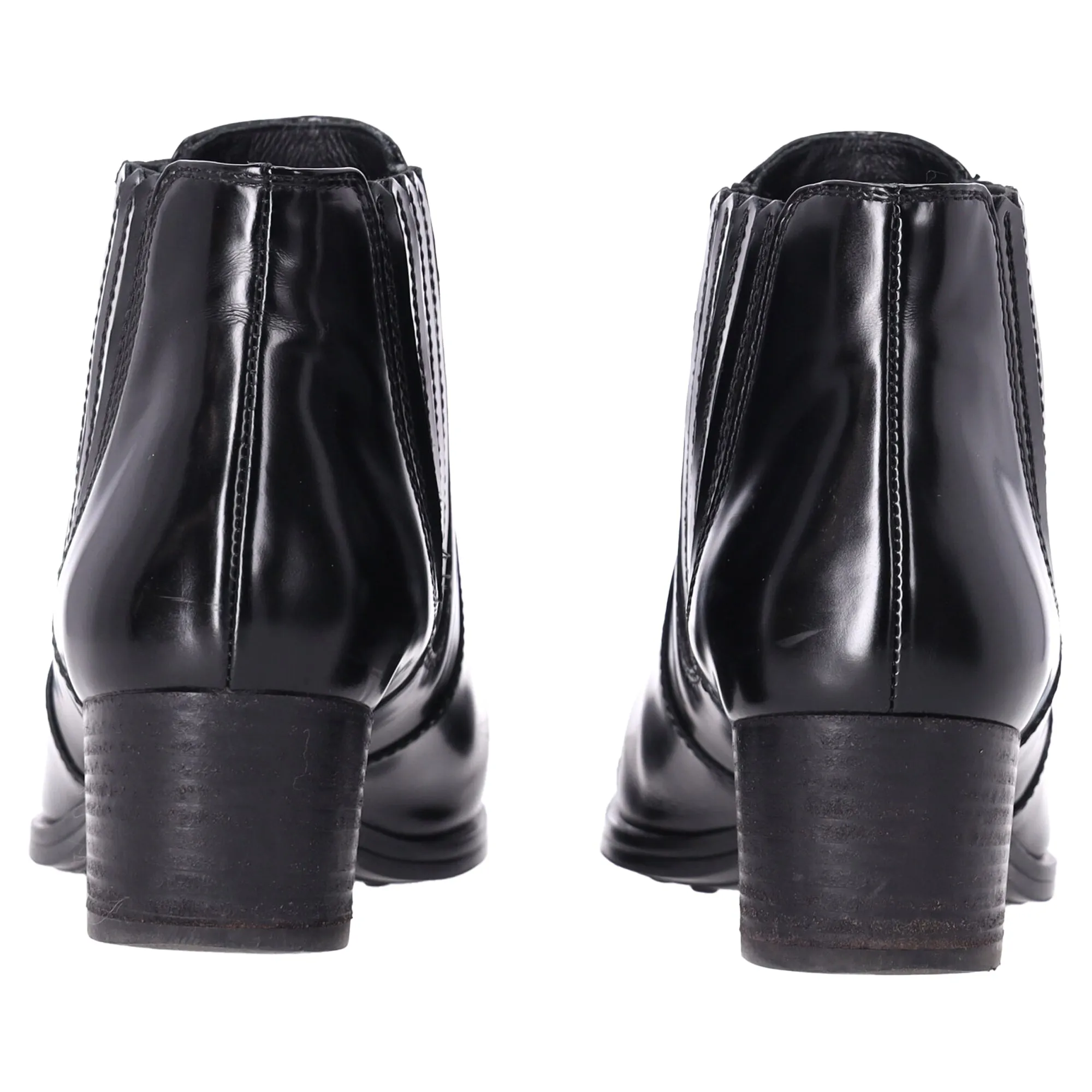 Tod's Glossed Ankle Boots in Black Leather