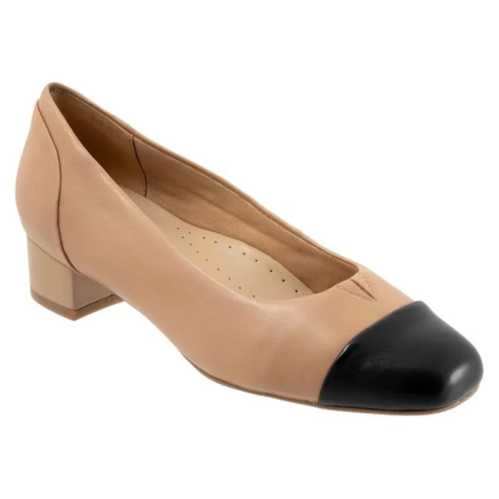 Trotters Daisy Beige/Black Leather Pump (Women's)