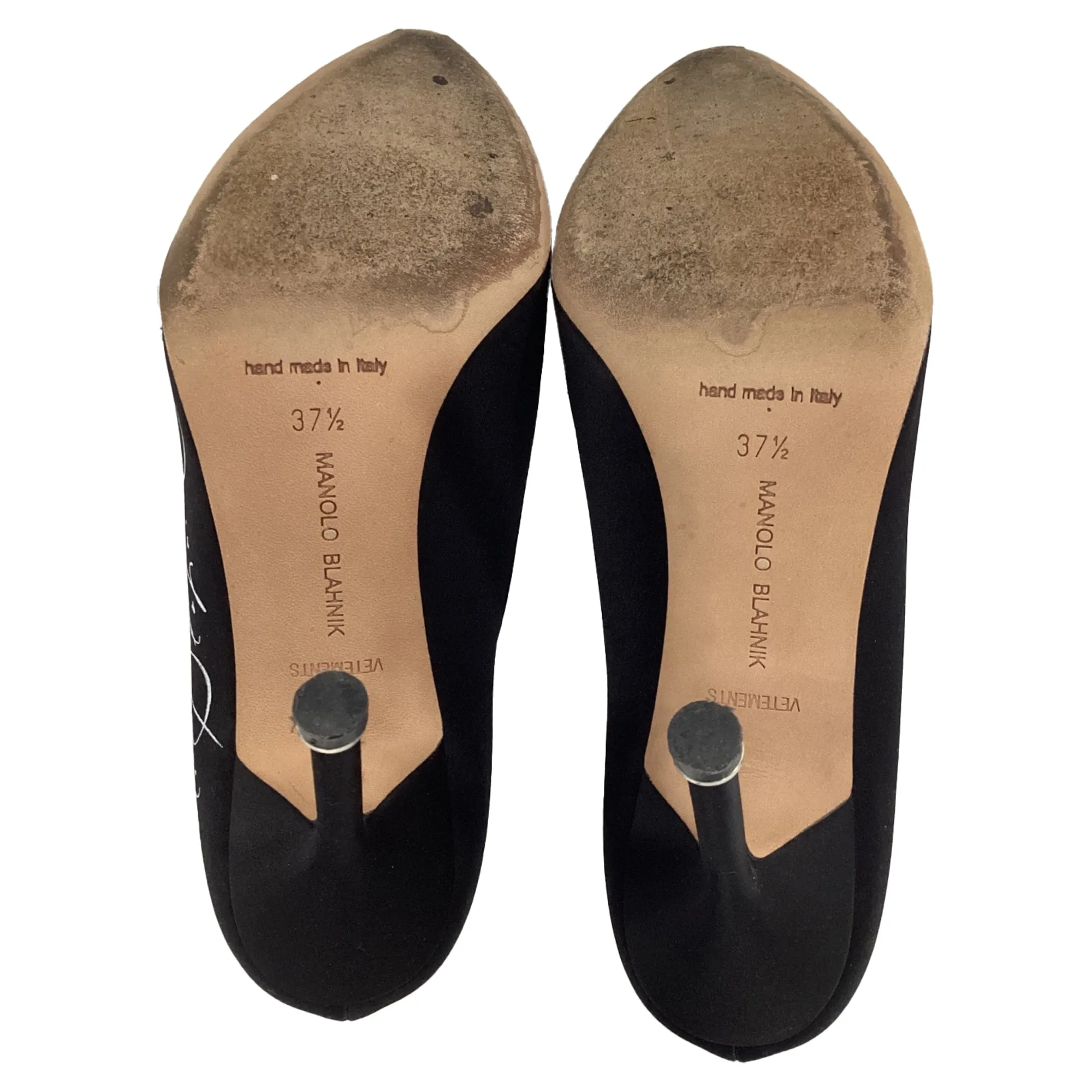 Vetements x Manolo Blahnik Signed Pointed Pumps in Black Satin