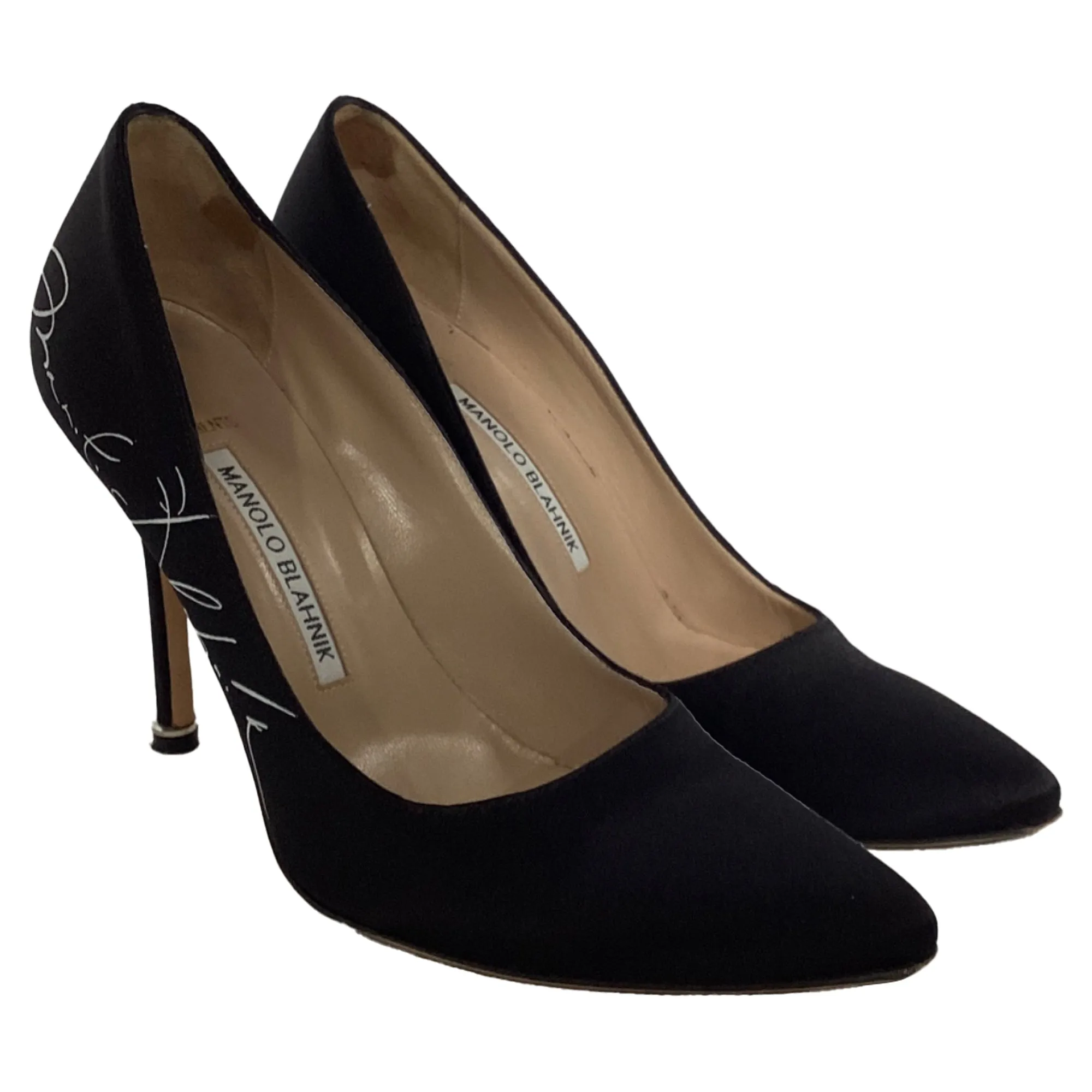 Vetements x Manolo Blahnik Signed Pointed Pumps in Black Satin