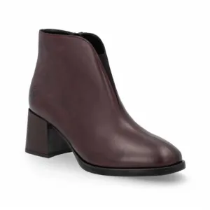 Women Gwyneth 81 Boot In Cerise