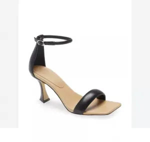 Women's Derine Heels In Black