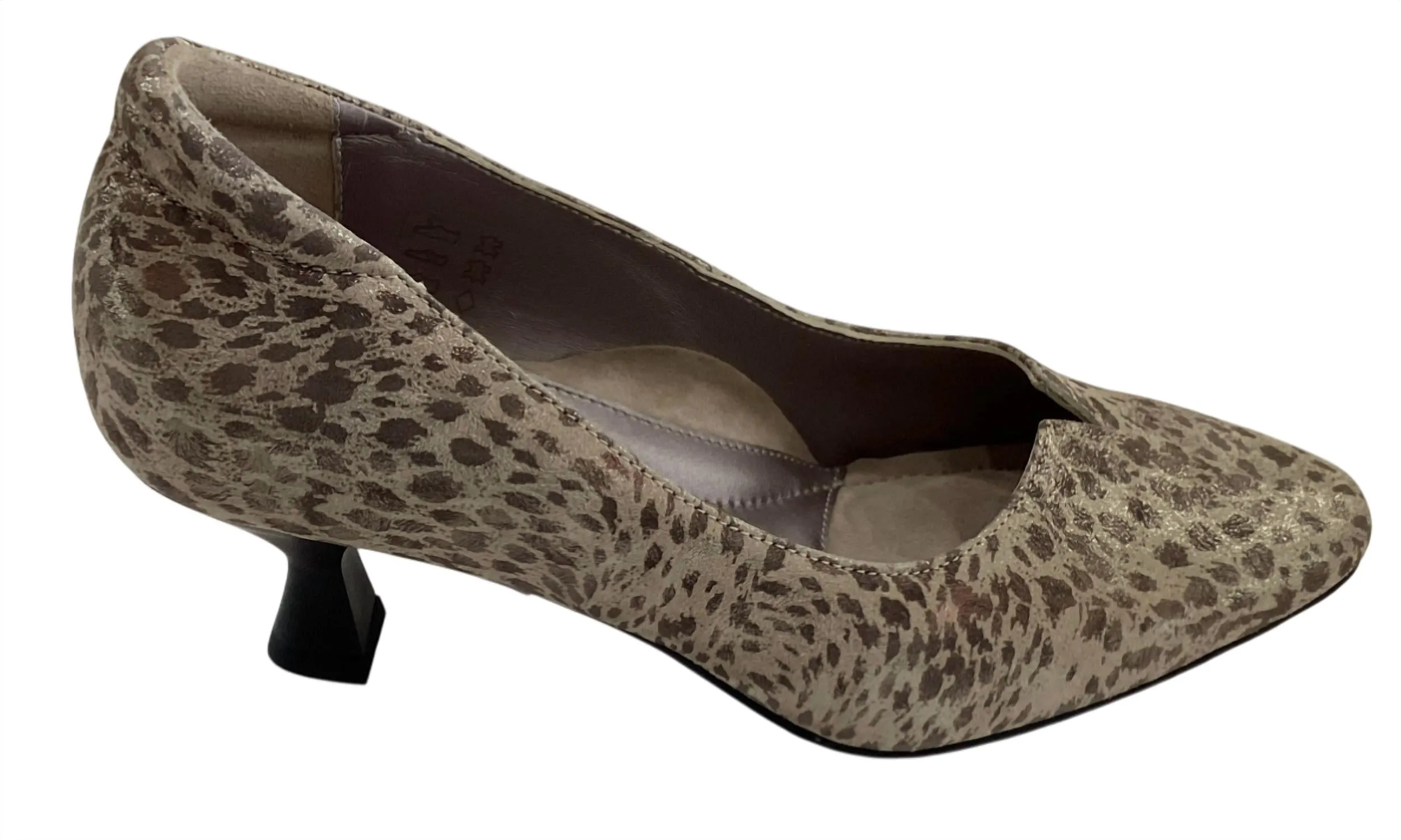 Women's Mia Pump In Sahara