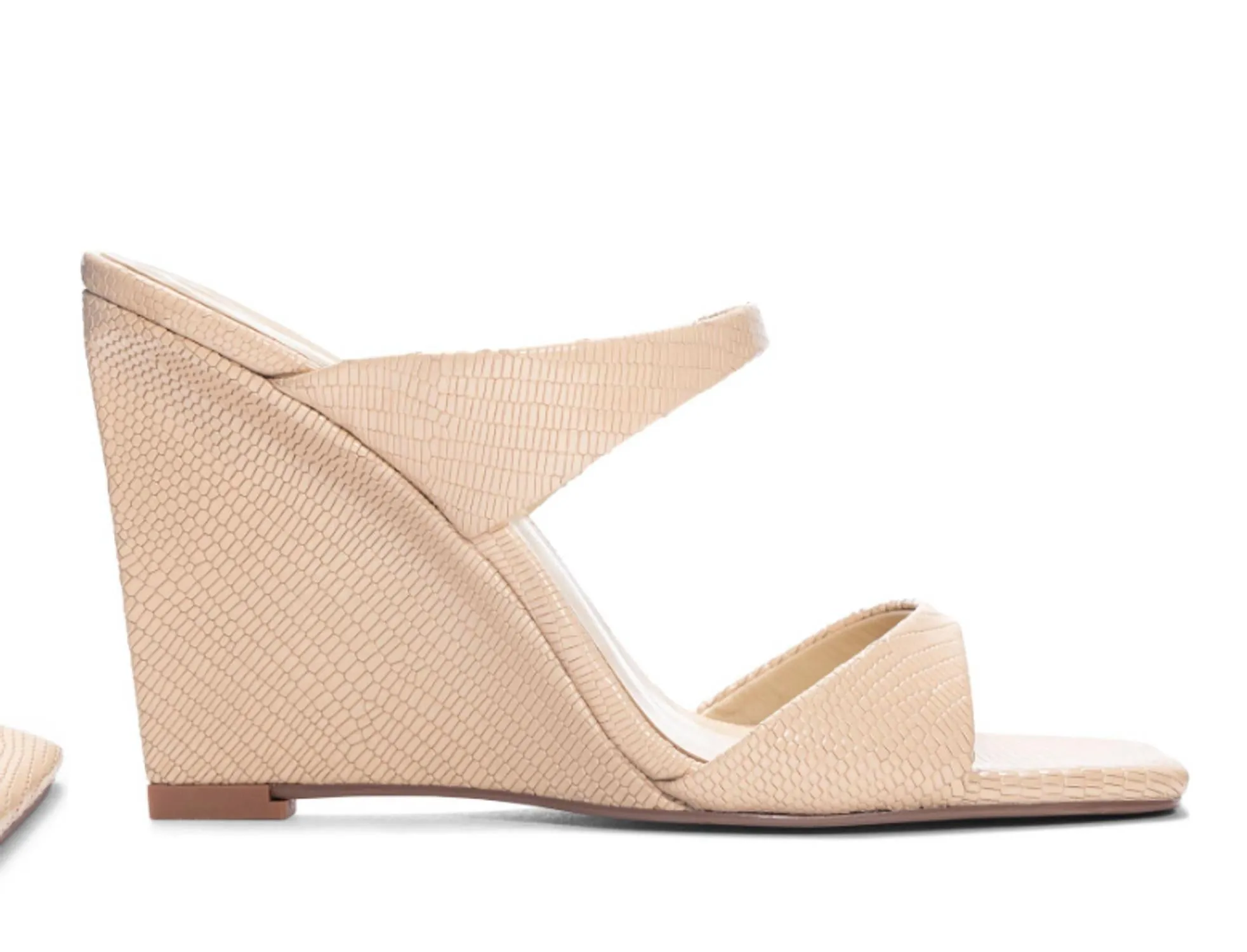 Women's Omira Wedge Heel In Beige